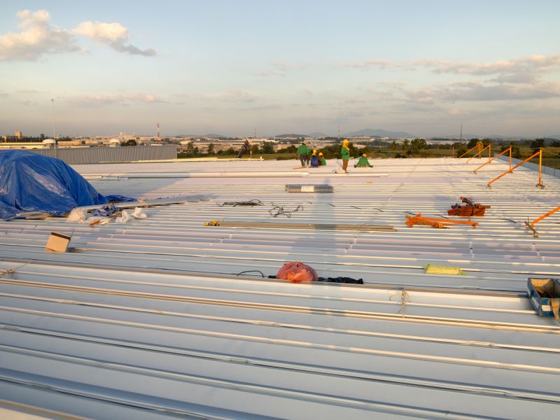Metal Roof Installation Vs. Asphalt Roofing: Key Differences Explained